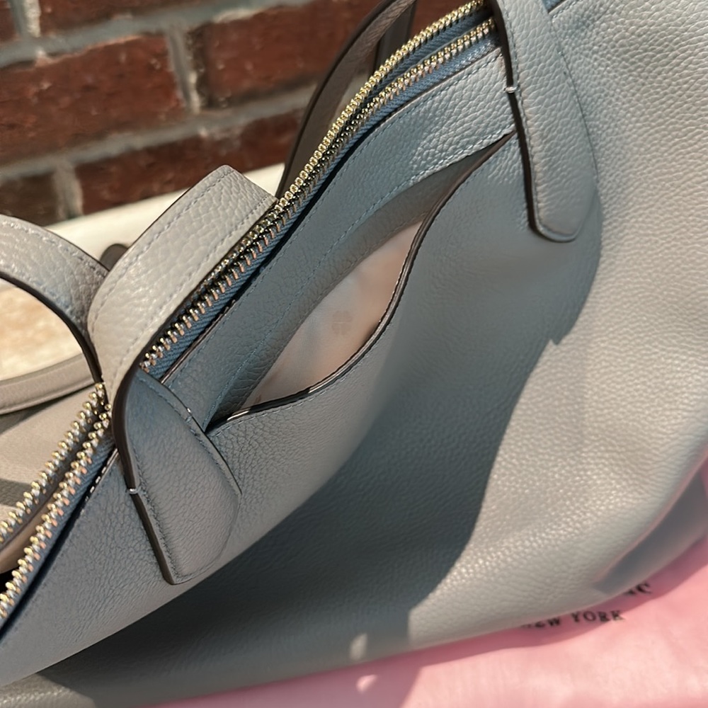 Kate Spade tote - Picture 2 of 6